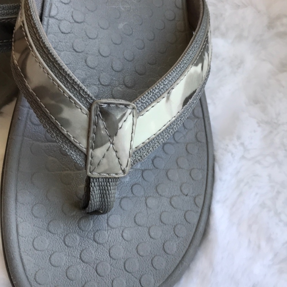Vionic Flip Flops
